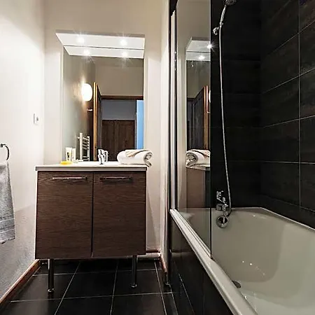 Lagrange Le Clos Hilaire Apartahotel 3*